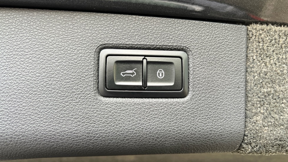 Used Bentley Bentayga 2019 for sale - 77021859: Photo 57