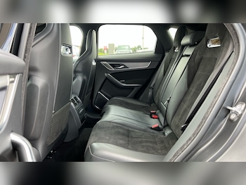 Used Jaguar F-Pace 2021 for sale - 75950880: Photo
