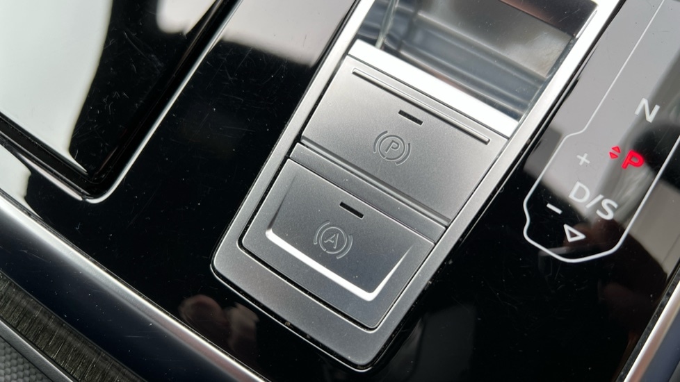 Used Audi Q8 2022 for sale - 76539826: Photo 40