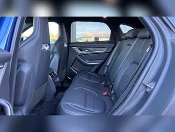 Used Jaguar F-Pace 2022 for sale - 76393667: Photo