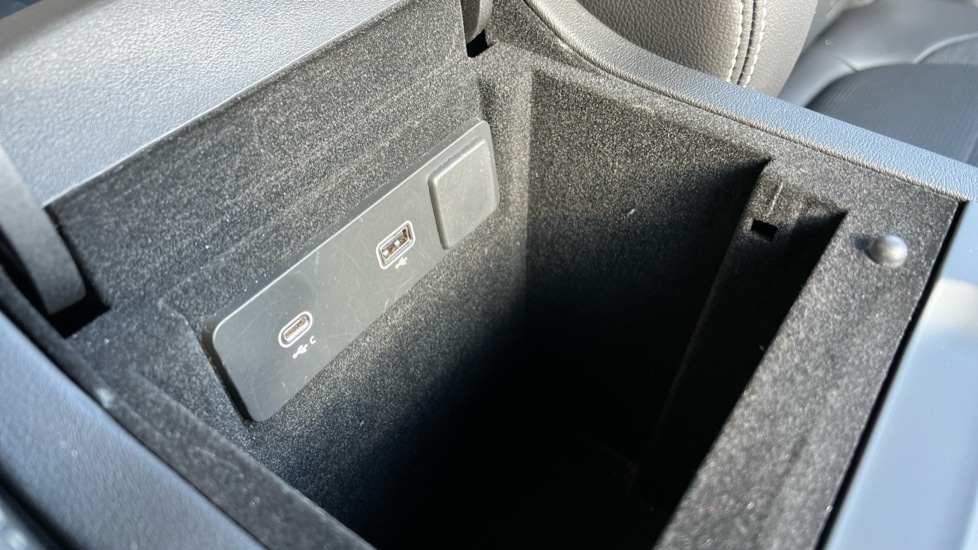 Used Jaguar F-Pace 2022 for sale - 76870189: Photo 43