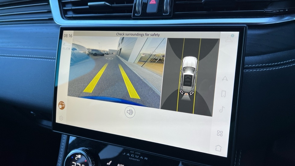 Used Jaguar F-Pace 2022 for sale - 76870820: Photo 12