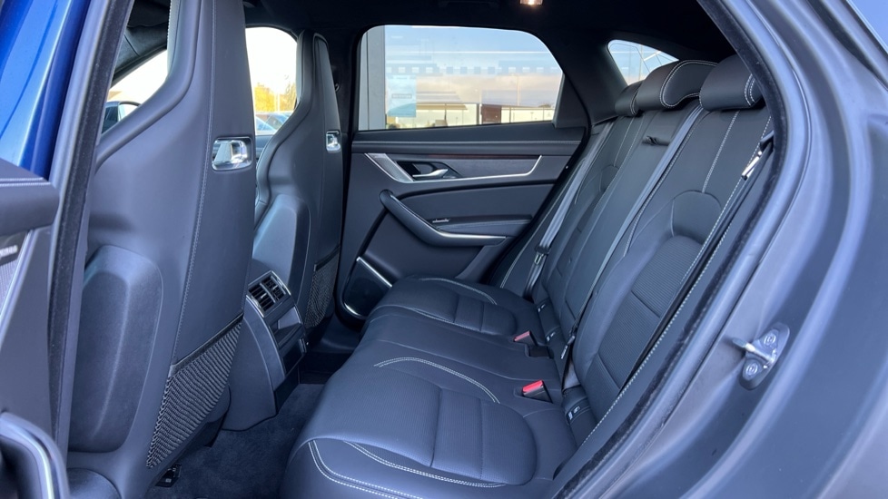 Used Jaguar F-Pace 2022 for sale - 76870820: Photo 4