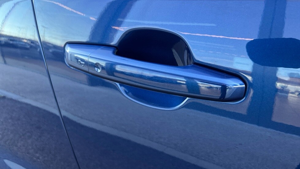 Used Jaguar F-Pace 2022 for sale - 76870820: Photo 47