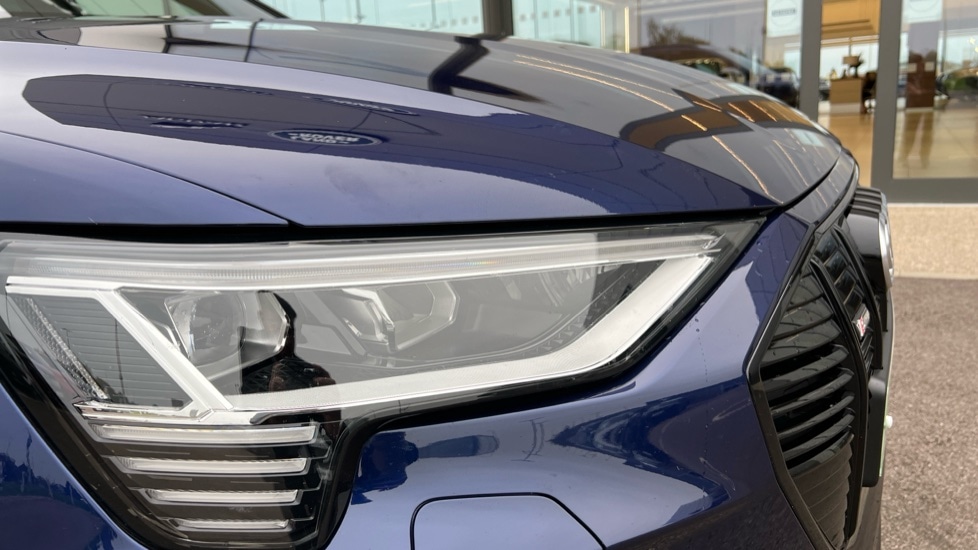 Used Audi e-tron 2022 for sale - 76466458: Photo 38