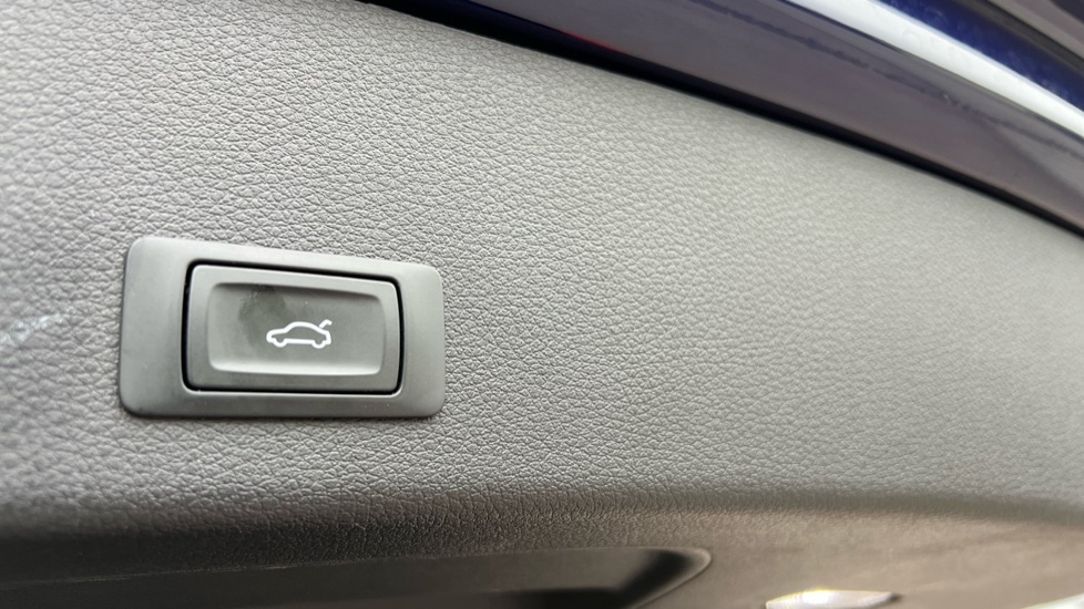 Used Audi e-tron 2022 for sale - 76466458: Photo 42