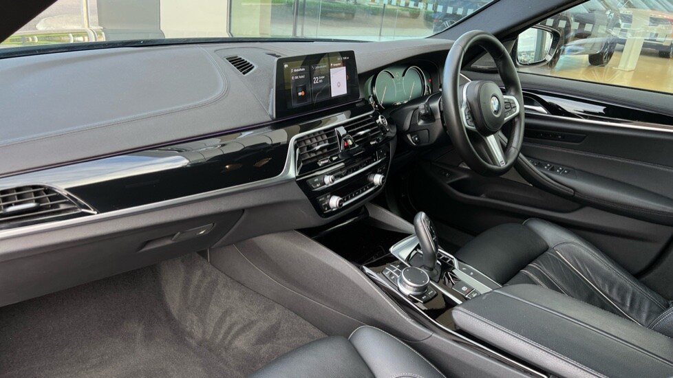 Used BMW 5 Series 2017 for sale - 77010277: Photo 10