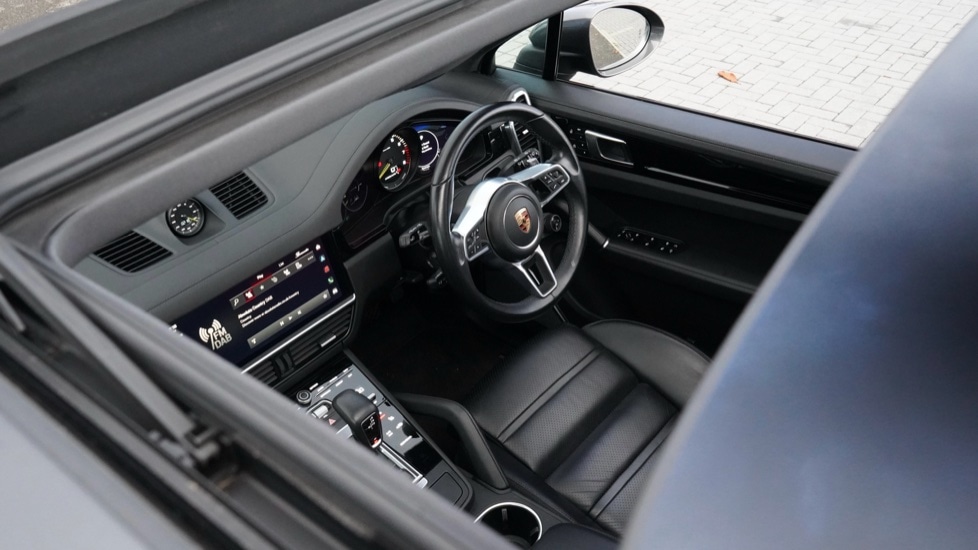 Used Porsche Cayenne 2022 for sale - 77095358: Photo 81