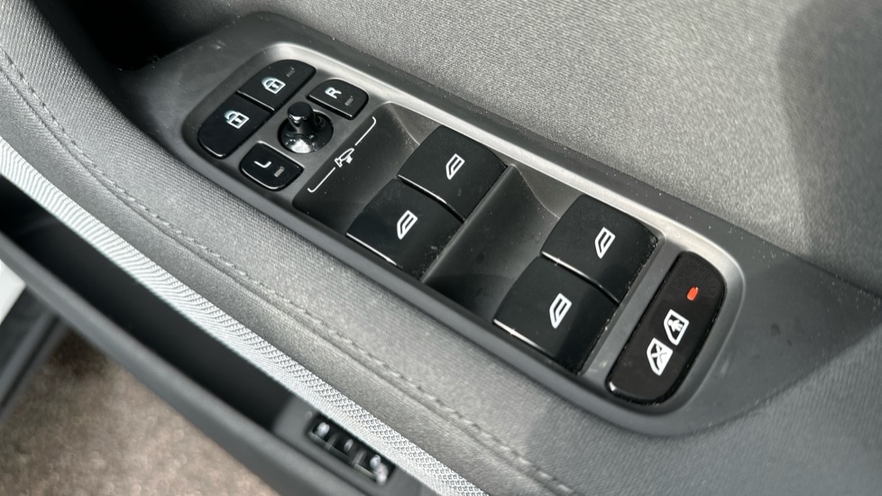 Used Polestar Polestar 2 2022 for sale - 76602969: Photo 31