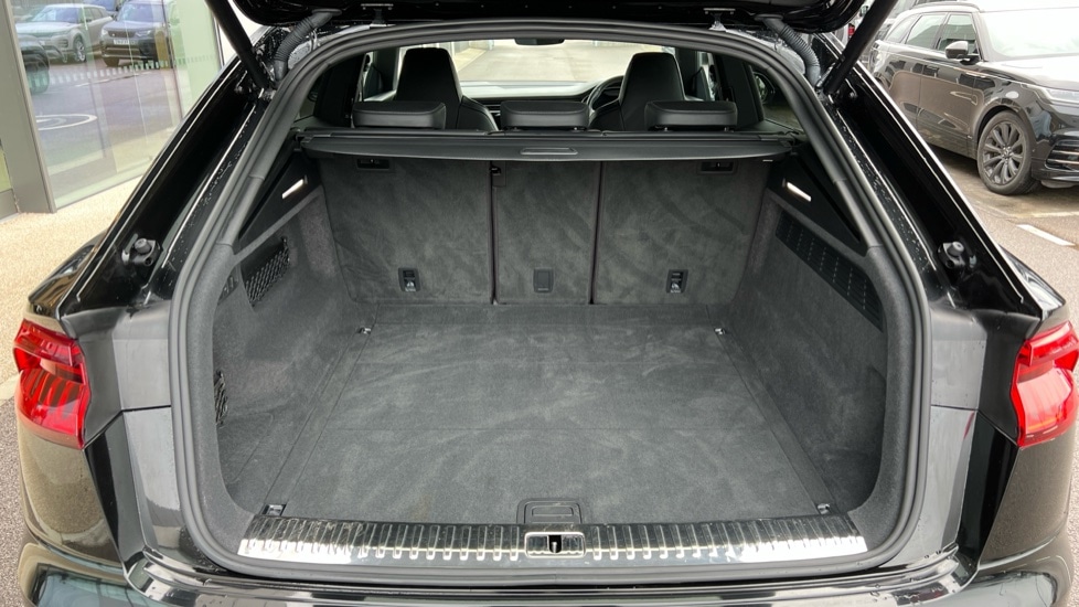 Used Audi Q8 2022 for sale - 76501377: Photo 15
