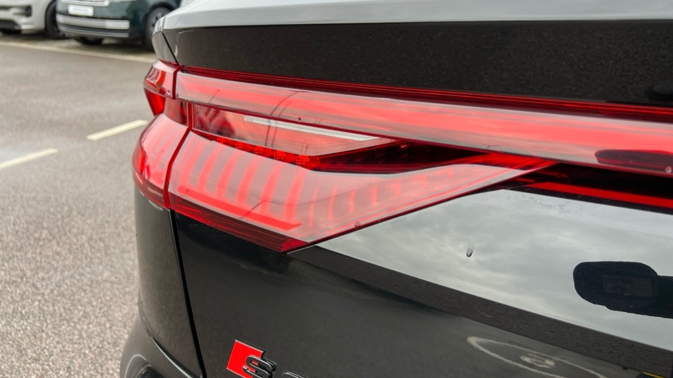 Used Audi Q8 2022 for sale - 76501377: Photo 54