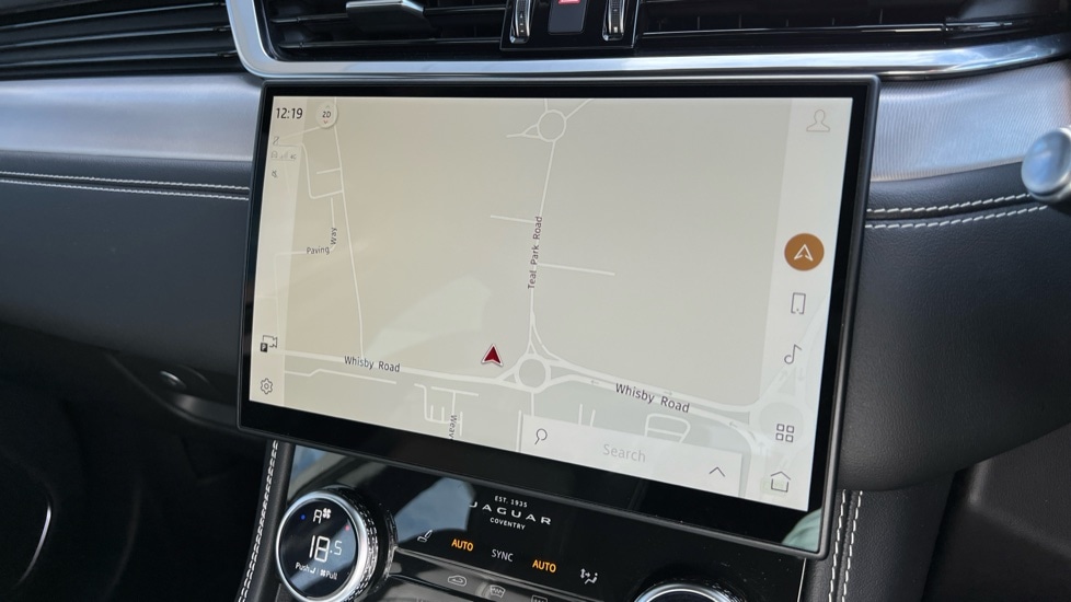 Used Jaguar F-Pace 2022 for sale - 76338763: Photo 11