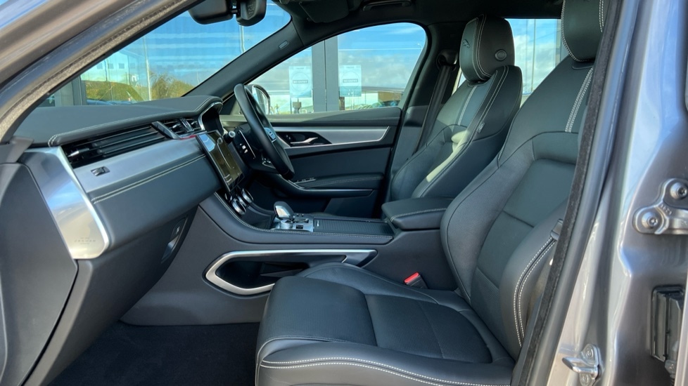 Used Jaguar F-Pace 2022 for sale - 76338763: Photo 3