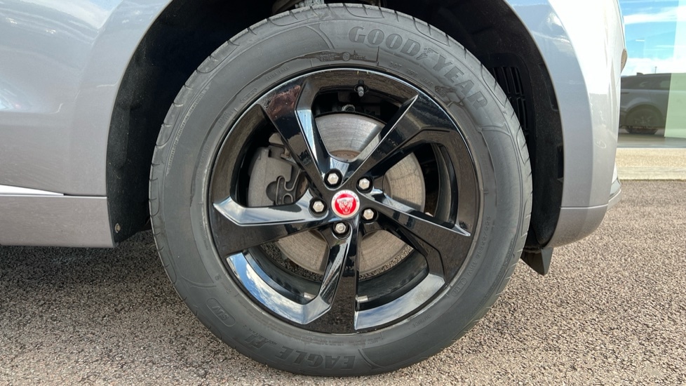 Used Jaguar F-Pace 2022 for sale - 76338763: Photo 8