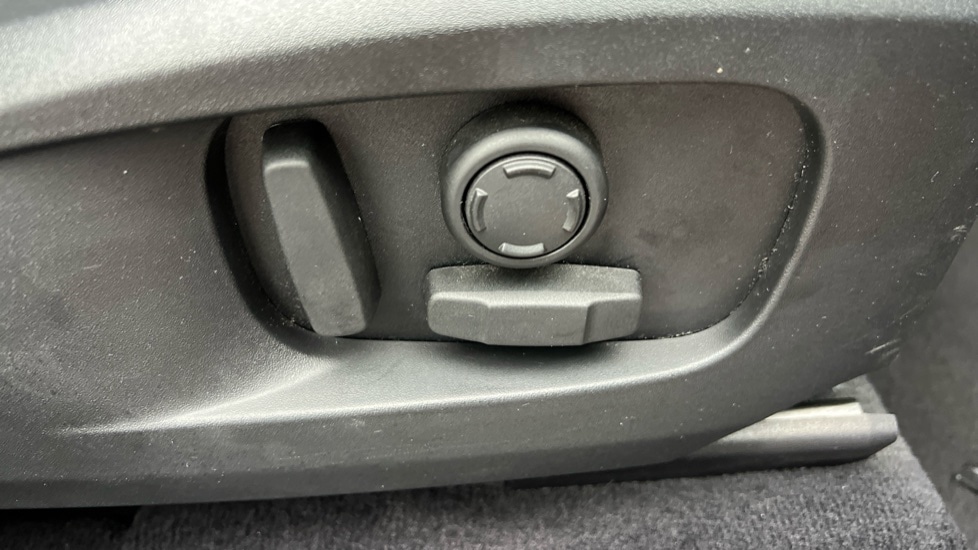 Used Jaguar F-Pace 2023 for sale - 76872764: Photo 23