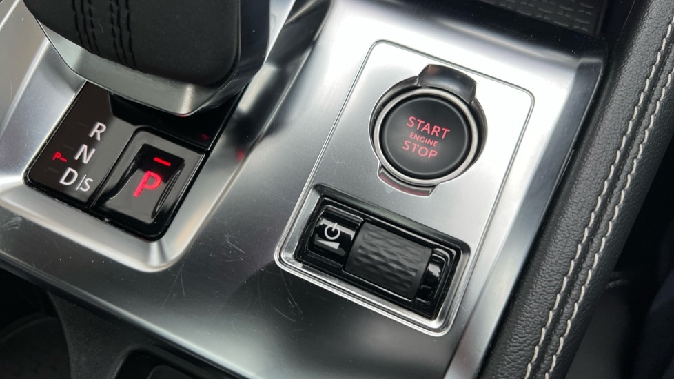 Used Jaguar F-Pace 2023 for sale - 76872764: Photo 45