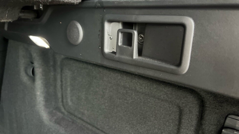 Used Jaguar F-Pace 2023 for sale - 76872764: Photo 59