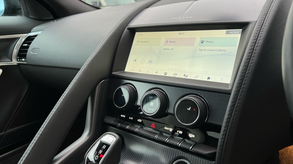 Used Jaguar F-Type 2021 for sale - 76874298: Photo 14