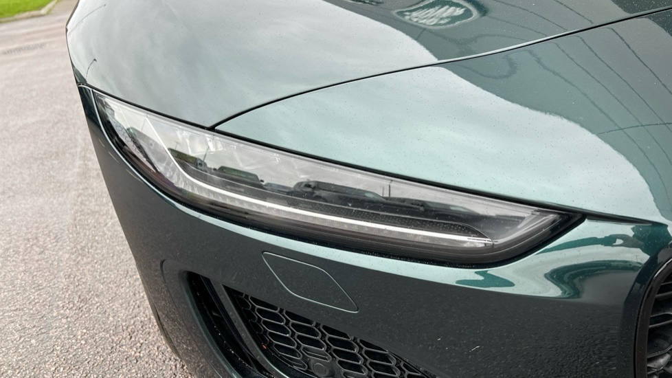 Used Jaguar F-Type 2021 for sale - 76874298: Photo 17