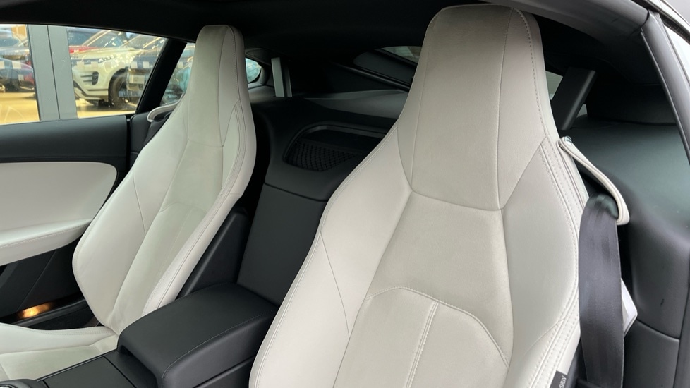 Used Jaguar F-Type 2021 for sale - 76874298: Photo 4