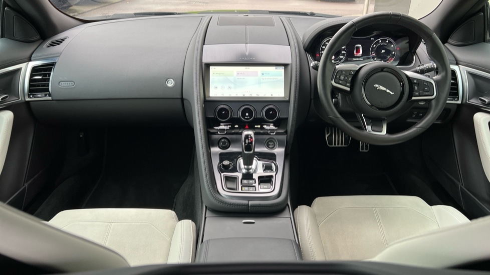 Used Jaguar F-Type 2021 for sale - 76874298: Photo 9