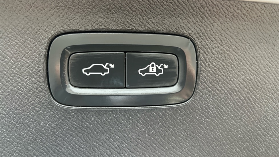 Used Volvo XC90 2021 for sale - 76466161: Photo 46