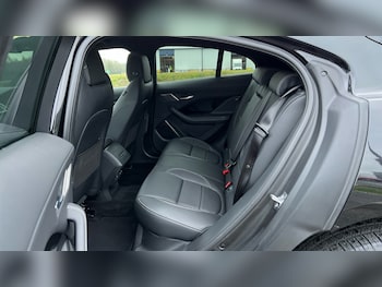 Used Jaguar I-Pace 2023 for sale - 76999476: Photo