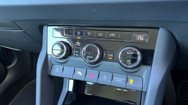 Used Skoda Karoq 2019 for sale - 76161493: Photo 33