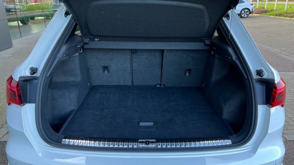 Used Audi Q3 2023 for sale - 76872591: Photo 15