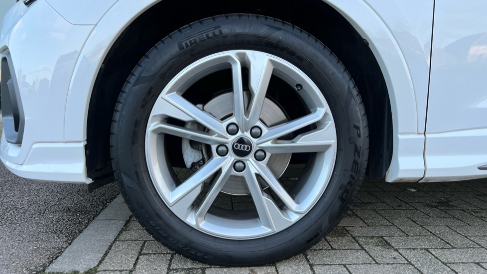 Used Audi Q3 2023 for sale - 76872591: Photo 17