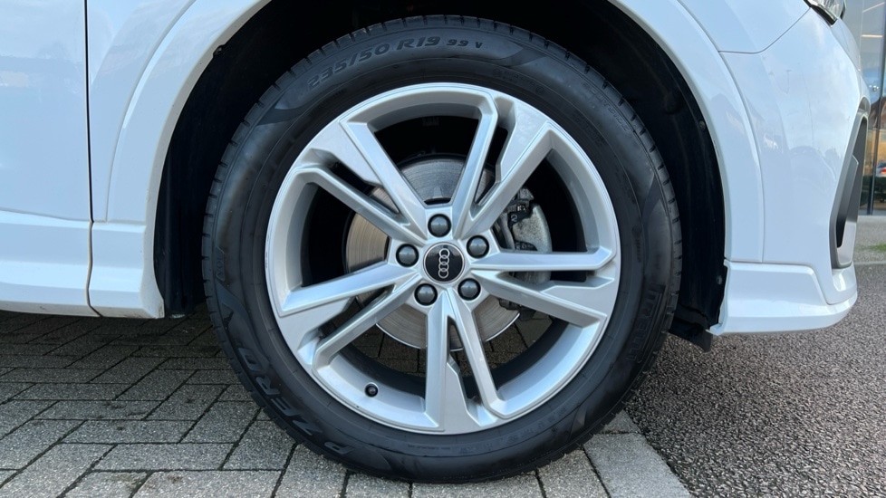 Used Audi Q3 2023 for sale - 76872591: Photo 20