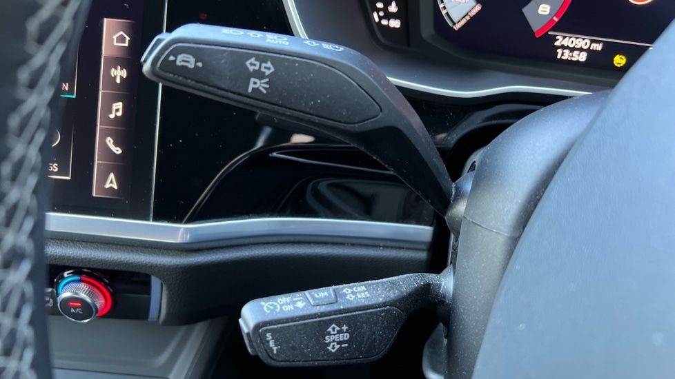 Used Audi Q3 2023 for sale - 76872591: Photo 25