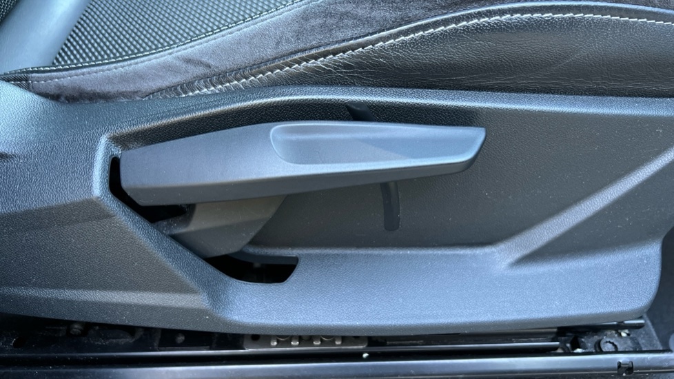 Used Audi Q3 2023 for sale - 76872591: Photo 32