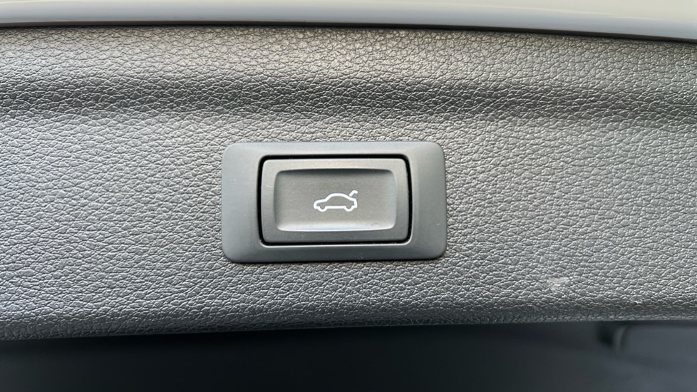 Used Audi Q3 2023 for sale - 76872591: Photo 50