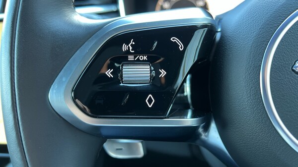 Used Jaguar F-Pace 2023 for sale - 76248644: Photo 36