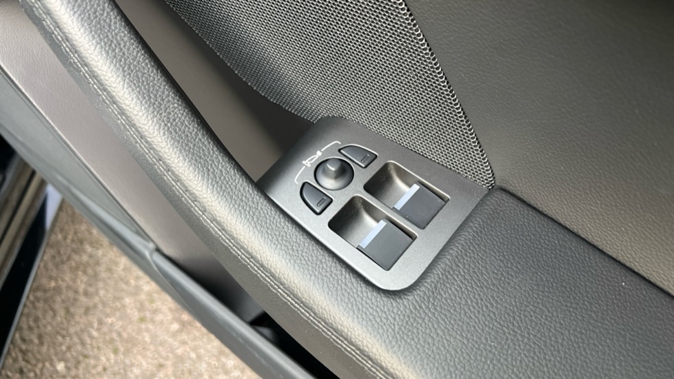 Used Jaguar F-Type 2020 for sale - 76873730: Photo 25