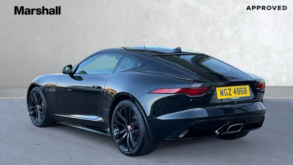 Used Jaguar F-Type 2022 for sale - 76869515: Photo 2