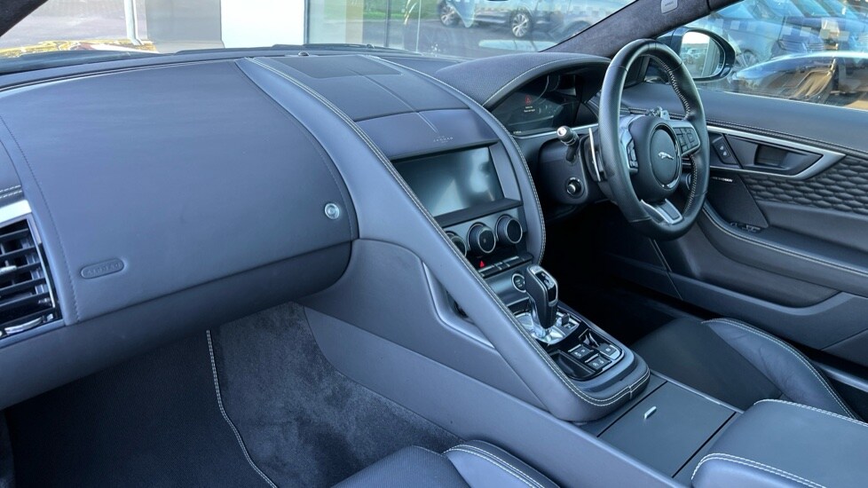 Used Jaguar F-Type 2022 for sale - 76869515: Photo 33