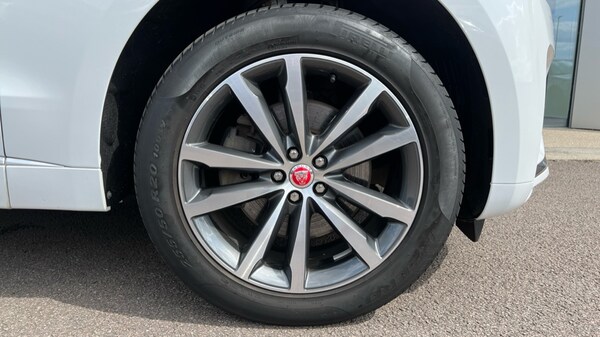 Used Jaguar F-Pace 2022 for sale - 75554365: Photo 8