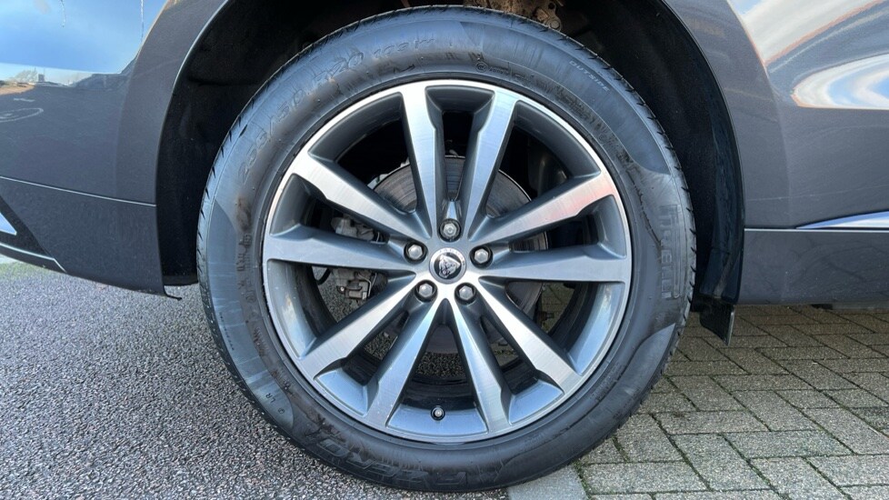 Used Jaguar F-Pace 2023 for sale - 76954420: Photo 28