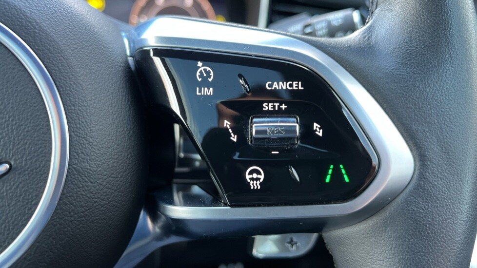 Used Jaguar F-Pace 2023 for sale - 76954420: Photo 37