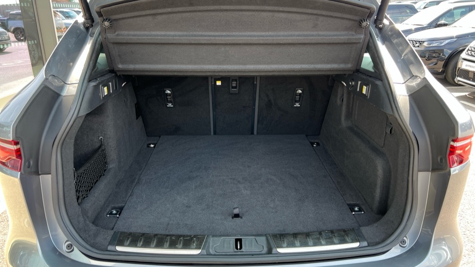 Used Jaguar F-Pace 2021 for sale - 76586843: Photo 10