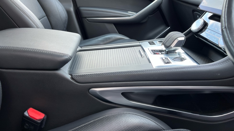 Used Jaguar F-Pace 2021 for sale - 76586843: Photo 21