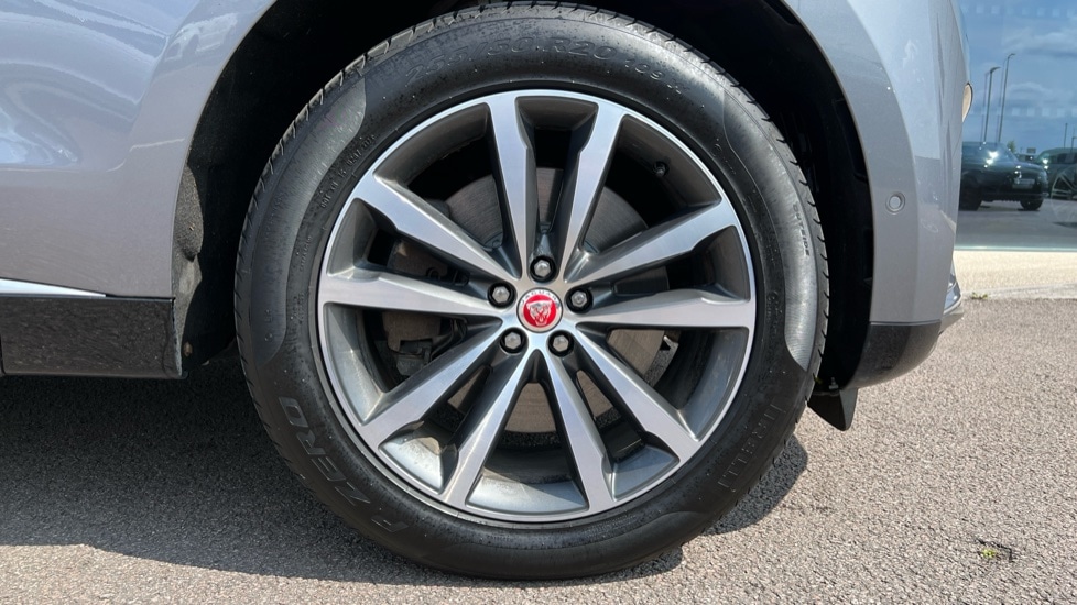 Used Jaguar F-Pace 2021 for sale - 76586843: Photo 8