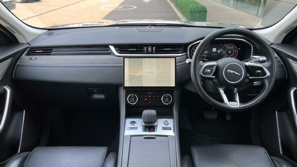 Used Jaguar F-Pace 2021 for sale - 76586843: Photo 9