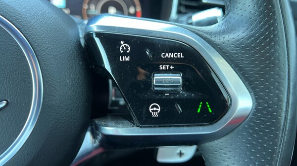 Used Jaguar F-Pace 2021 for sale - 75484172: Photo 35