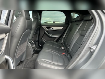 Used Jaguar F-Pace 2023 for sale - 75484171: Photo