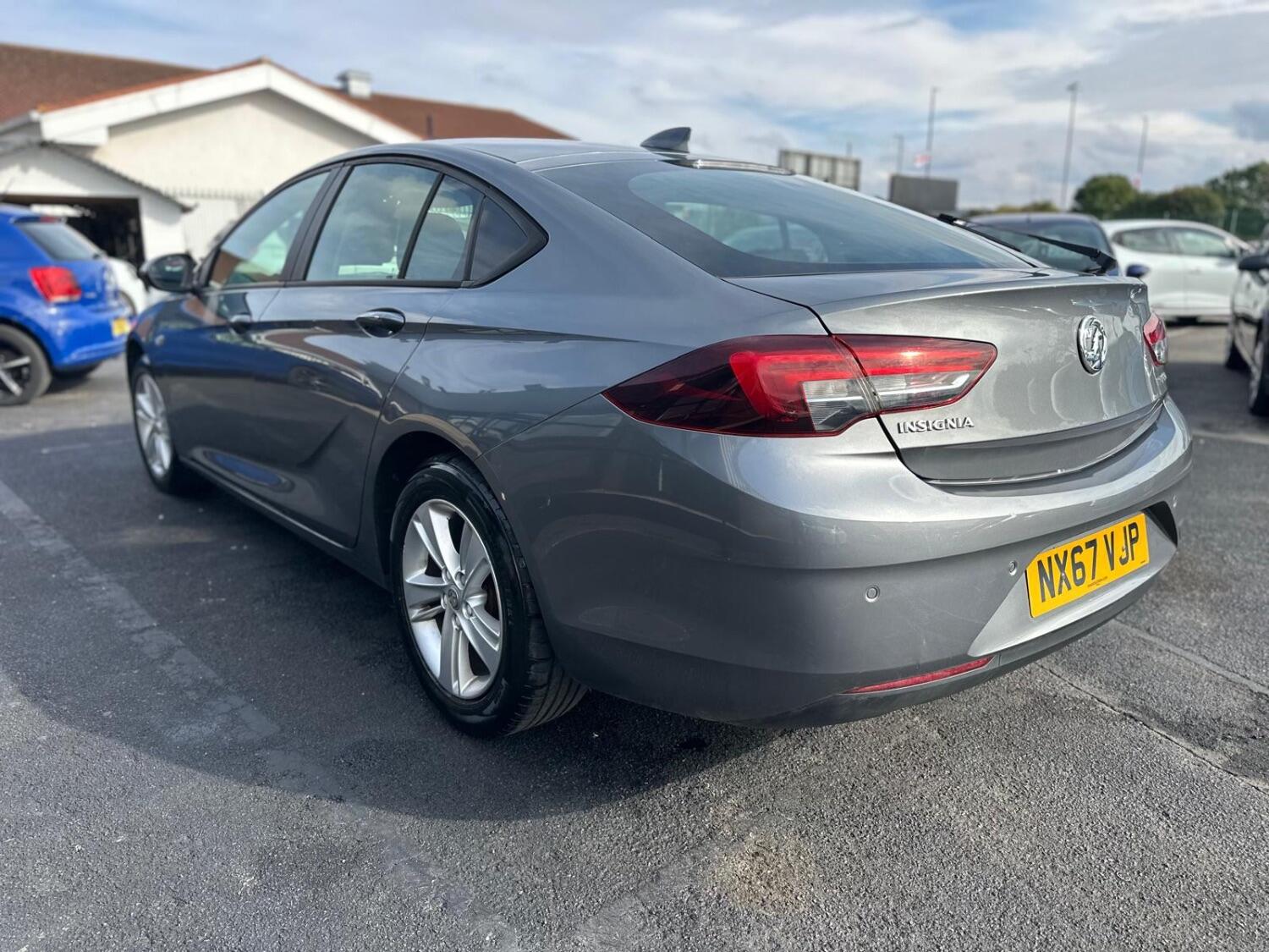 Used Vauxhall Insignia 2017 for sale - 76126352: Photo 10