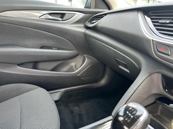Used Vauxhall Insignia 2017 for sale - 76126352: Photo 14