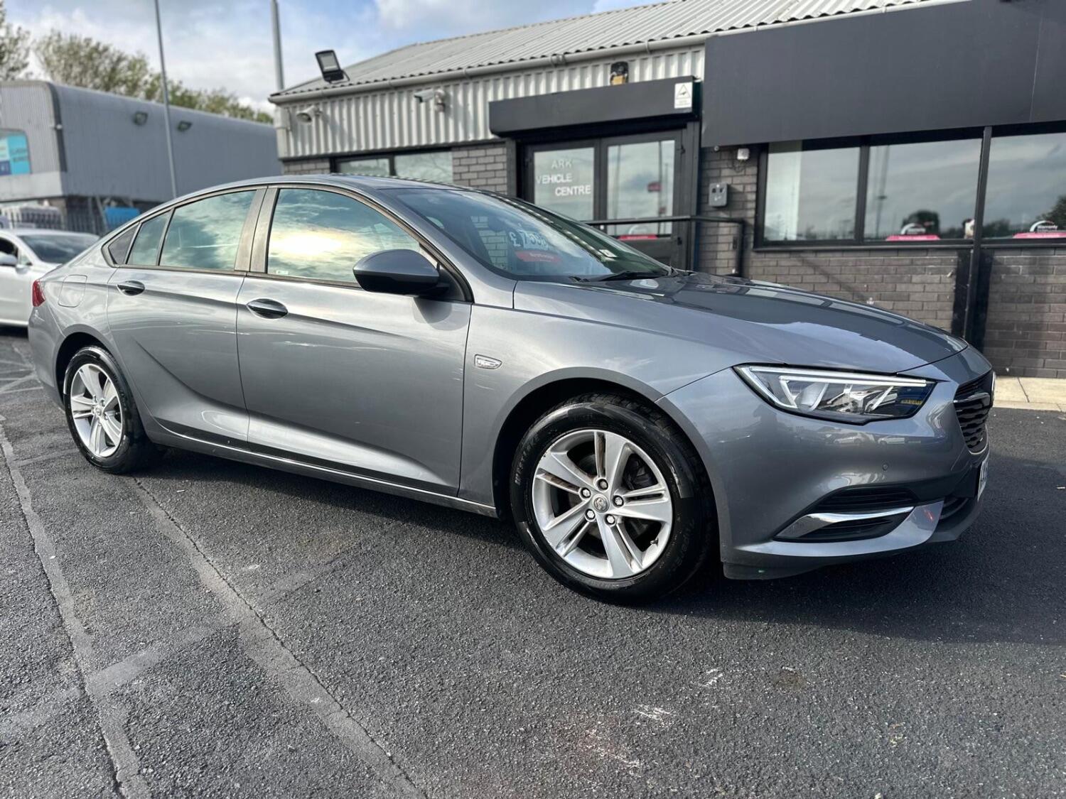 Used Vauxhall Insignia 2017 for sale - 76126352: Photo 5